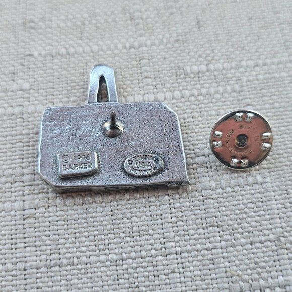Barker Pin Genuine USA Pewter Brooch Pin Made in USA Pewterberries New With tag - Picture 9 of 12